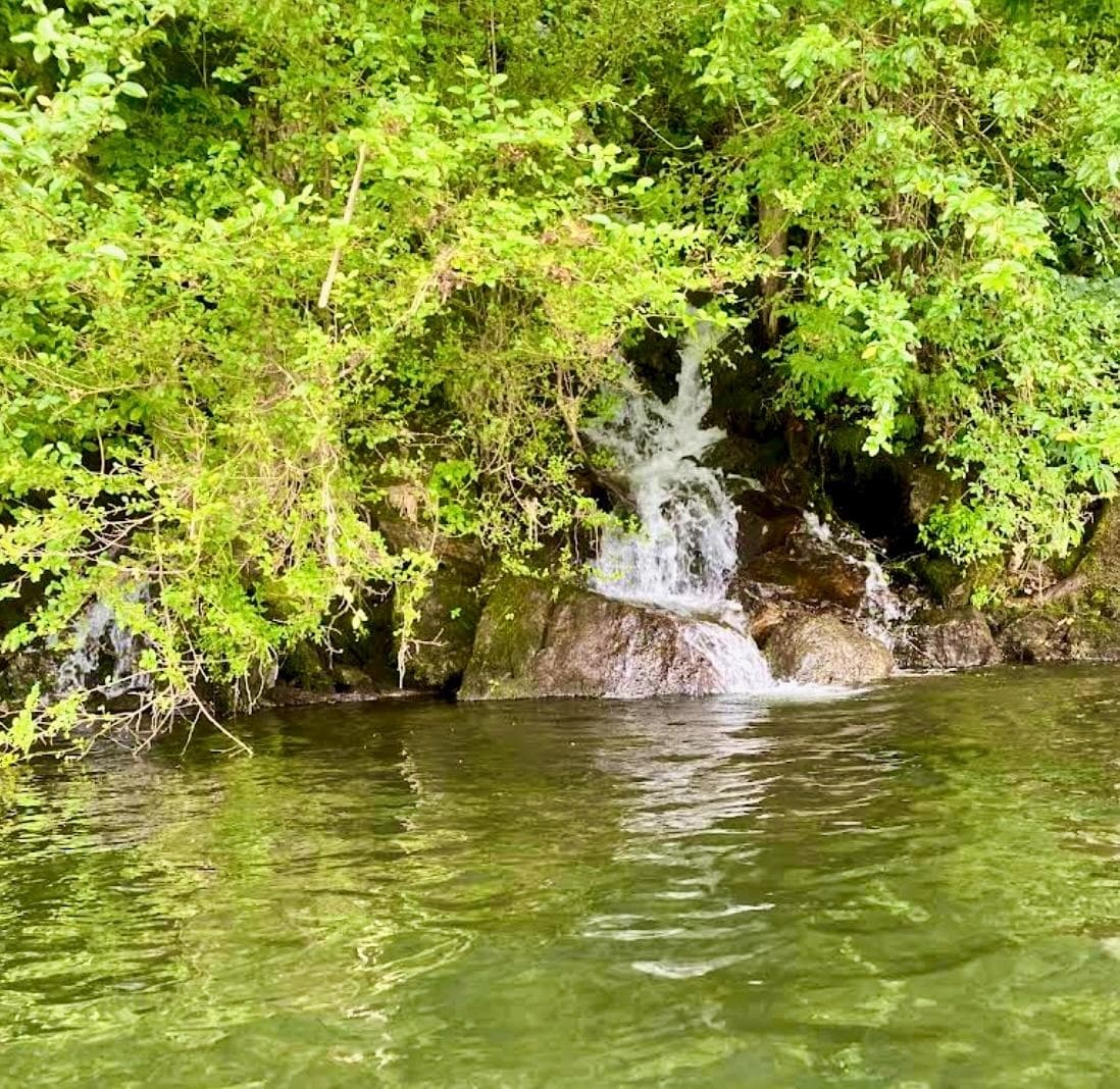 Waterfall on the Lake Taneycomo kayak tour — Kayak Branson